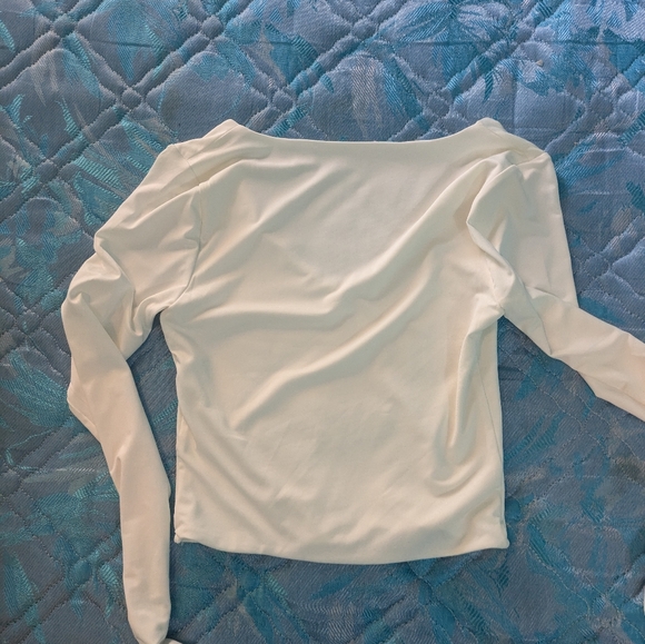 Women's white long sleeve - Picture 3 of 3